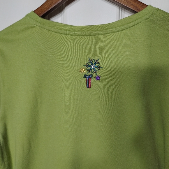 CHRISTOPHER & BANKS "Believe" Tee - Picture 4 of 7